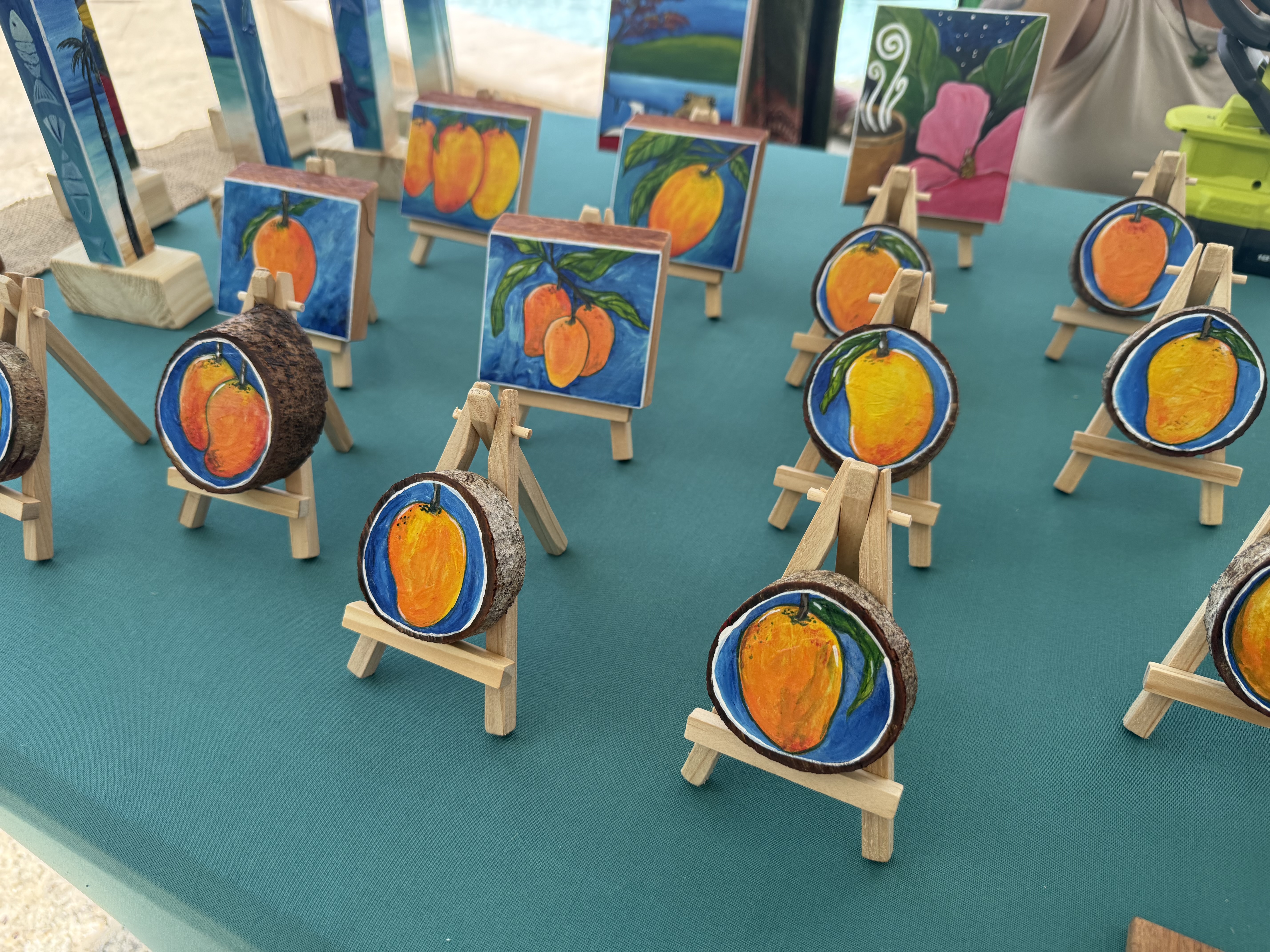 Multitud disfrutando el Festival del Mango 2026 en la Plaza Pública de Mayagüez